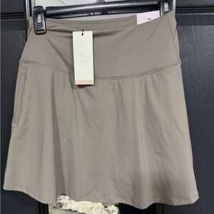 Calia Golf Eagle Skort Taupe – 15” Length – NWT- small